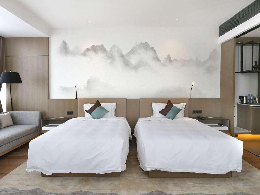 Novotel Deqing Habitación foto